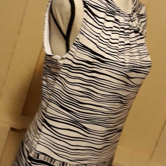 👛2 for $20👛NWT Calvin Klein sleeveless top small - Picture 3 of 8
